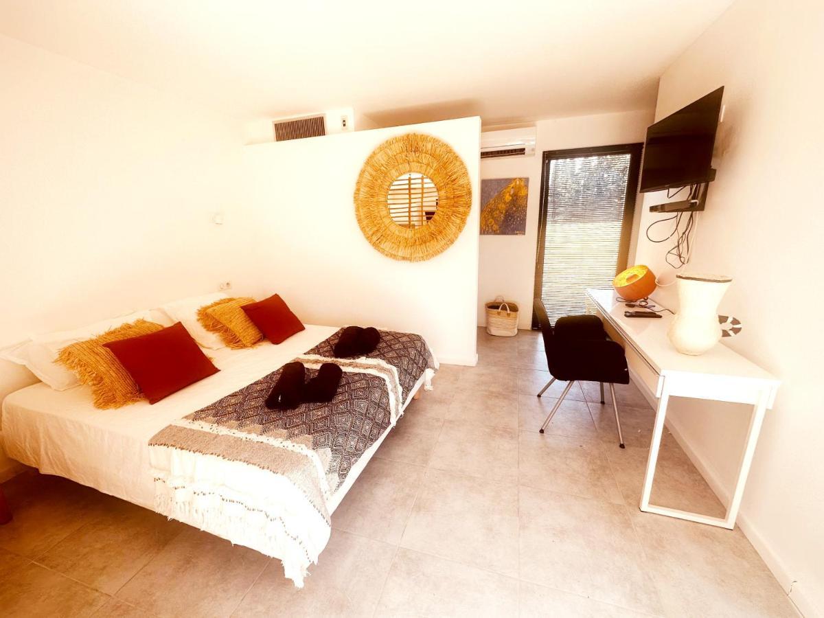 Les Madones Apartment Nimes Ngoại thất bức ảnh