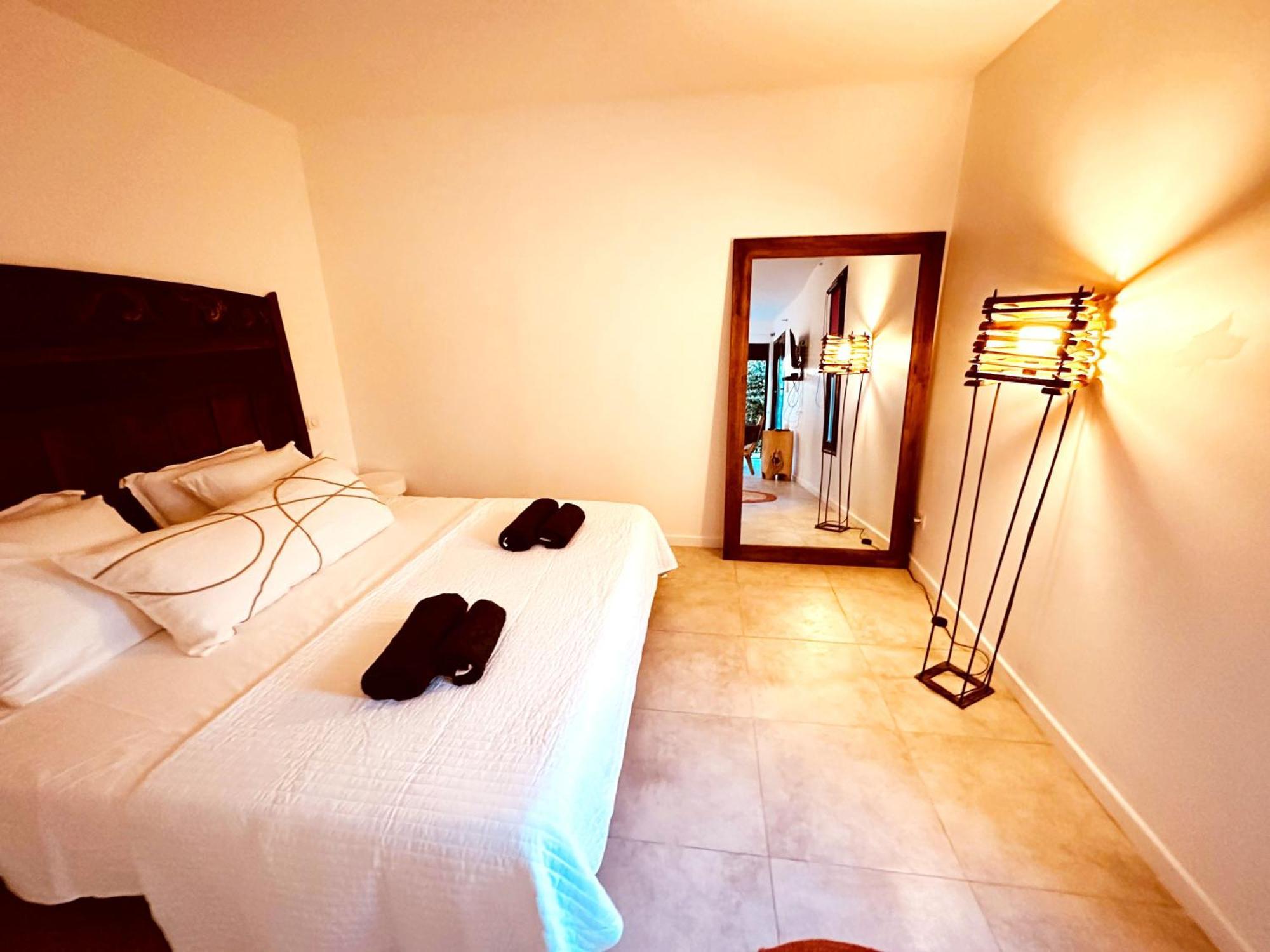 Les Madones Apartment Nimes Ngoại thất bức ảnh